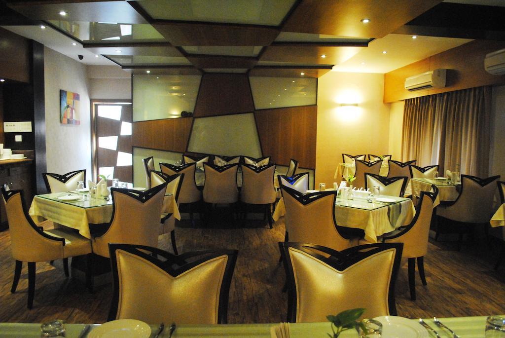 Hôtel Padma à Purî Extérieur photo